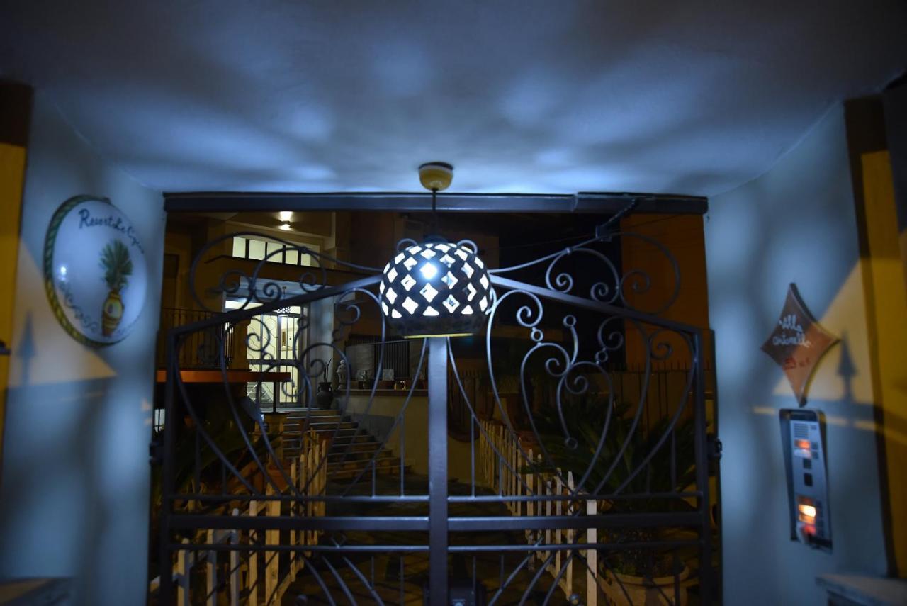 B&B Le Cycas Castellammare di Stabia Exterior photo